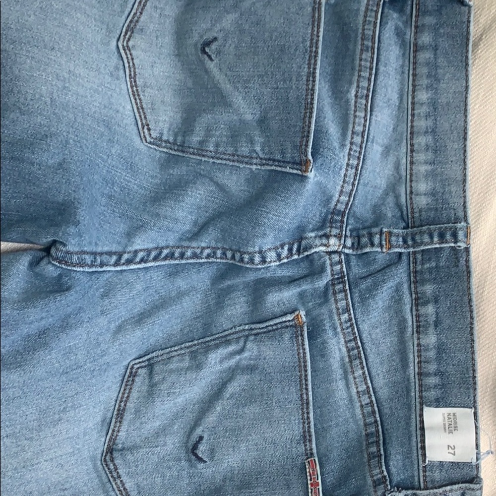 Hudson mid rise super skinny jeans light blue.